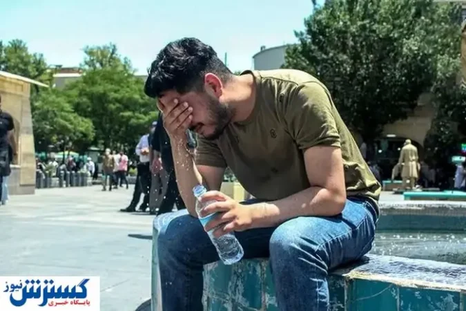 تهران در آستانه فروپاشی ؛ بحران بالا گرفت تهران در آستانه فروپاشی ؛ بحران بالا گرفت