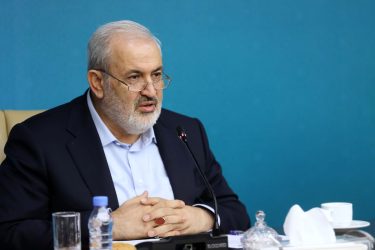 هشدار وزیر نیرو: پرمصرف‌ها باید هزینه واقعی آب را بپردازند