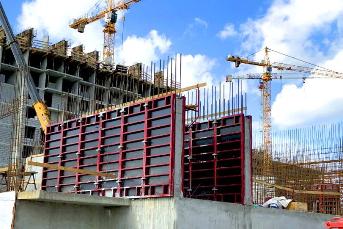 نقش قیمت و کیفیت در موفقیت صادرات قالب های بتن ایرانی