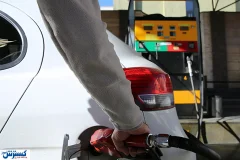 احتمال افزایش پلکانی بنزین در سال ۱۴۰۵؛ تصمیم سخت دولت