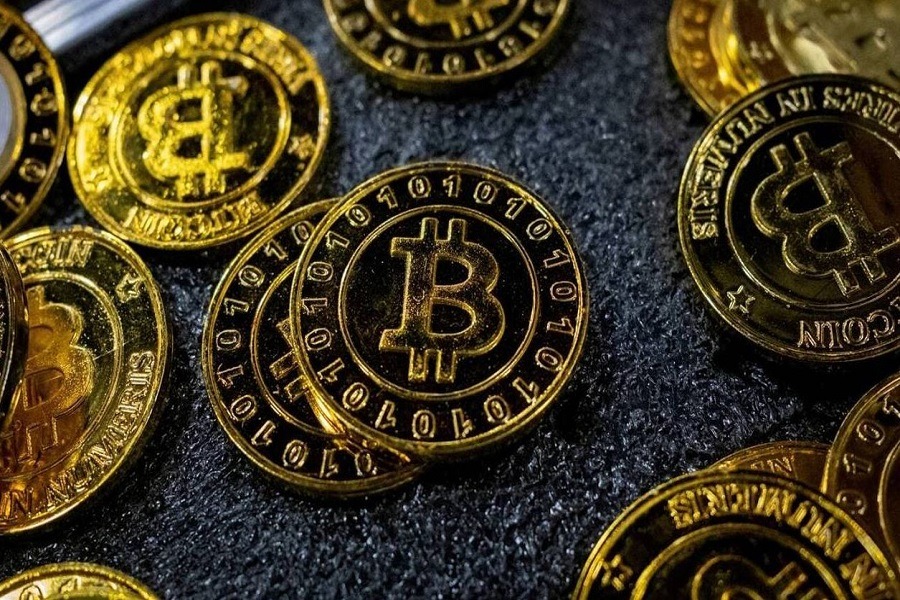 بلاک چین چگونه فرایند خرید و فروش ارزهای دیجیتال را متحول کرد؟ بیت کوین، نخستین کاربرد عمومی بلاک چین