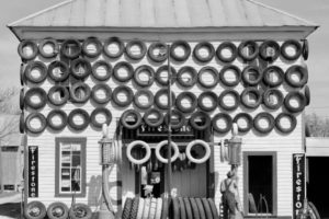 تاریخچه لاستیک از چرخ‌های ابتدایی تا تایرهای هوشمند امروزی