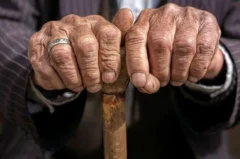 حقایقی که بازنشستگان درباره بیمه تکمیلی باید بدانند