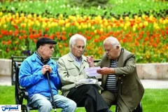 چرا هر سال همان بیمه‌گر به بازنشستگان تحمیل می‌شود؟