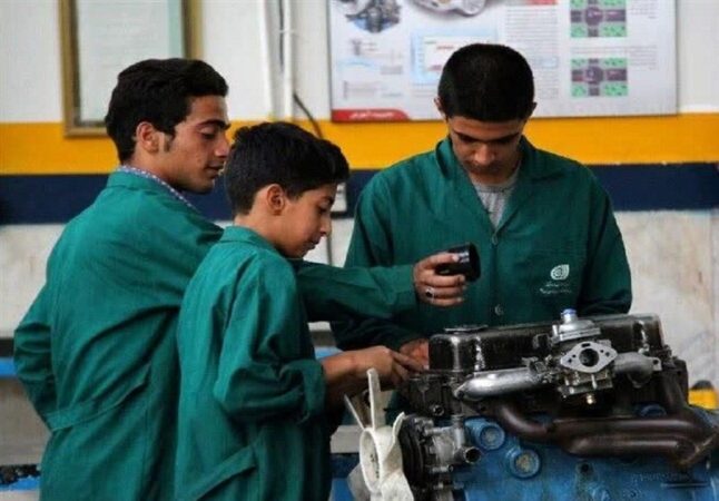 آموزش مهارتی ایران توان رقابت با چین و هند را دارد