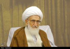 آیت‌الله یزدی(ره) دیانت و سیاست را در کنار هم جمع کرد