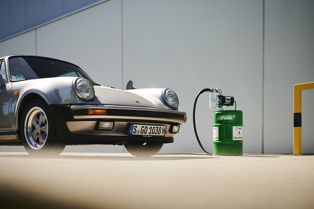 اتحادیه اروپا در آستانه عقبنشینی از خودروهای برقی eFuel powered my drives in seven Porsches: Here's what you should know | The Porsche Club of America