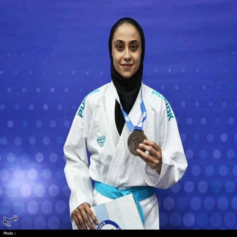 ادامه افتخارآفرینی کاراته کردستان؛ برنز ملی بانوی سنندجی و صعود به اردوی تیمملی+تصویر اخبار استان کردستان , وزارت ورزش و جوانان جمهوری اسلامی ایران , کاراته ایران , کاراته بانوان ایران , فدراسیون کاراته ایران ,