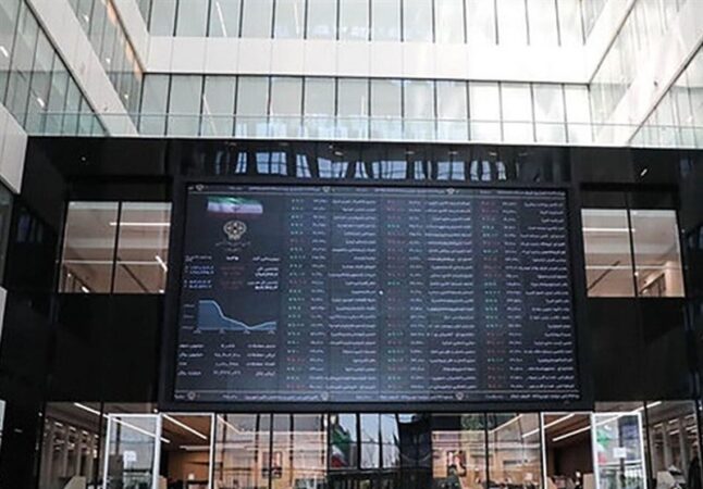 ارسال 3665 تذکر سیستمی با هدف ارتقای شفافیت بازار سرمایه در آبان