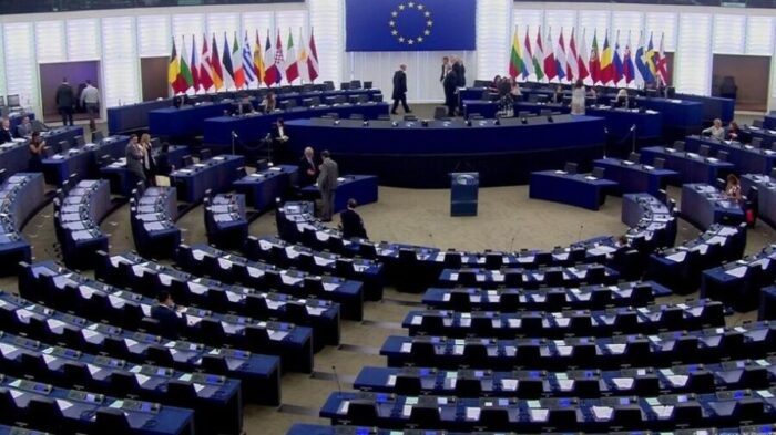 اروپا بر علیه روسیه متحد شد/ رای پارلمان اروپا به طرح ضدروسی