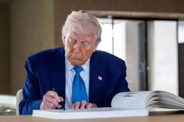 اقدام باورنکردنی ترامپ علیه ایران / آمریکا آماده حمله شد