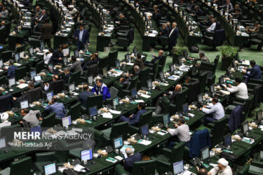 الزام دولت به ارائه گزارش ماهانه منابع و مصارف بودجه به مجلس