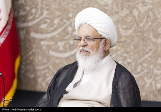 انتقاد امام جمعه یزد از کم‌توجهی‌ها به حوزه فرهنگی‌/ نباید منتظر دولت بود