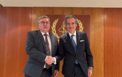 اولیانوف با گروسی درباره برنامه هسته ای ایران رایزنی کرد