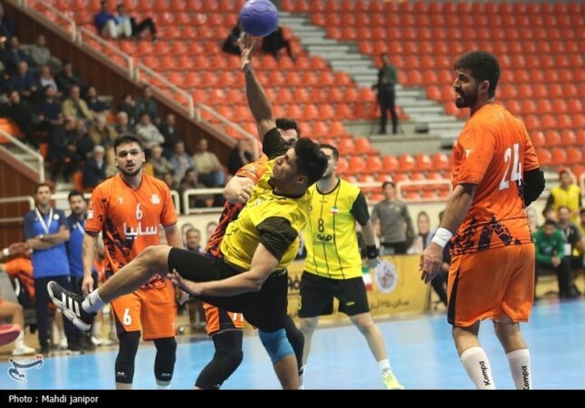 اولین شکست سپاهان مقابل نارنجی‌پوشان سایپا رقم خورد