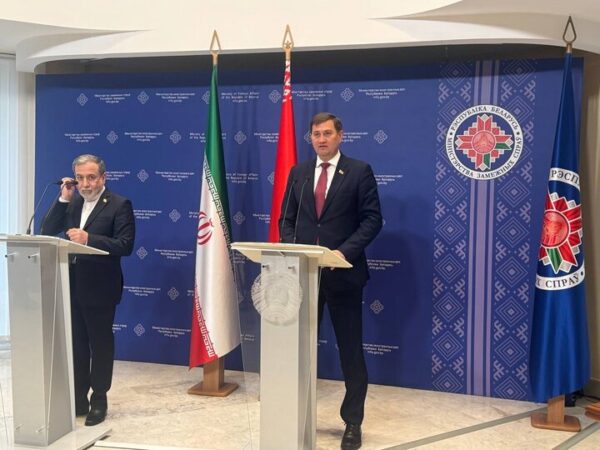 ایران و بلاروس در حوزه مقابله تحریم‌ها از یکدیگر حمایت می‌کنند