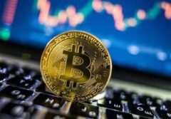 بیت کوین به مرز ۹۰ هزار دلار رسید/ بازار مثبت شد