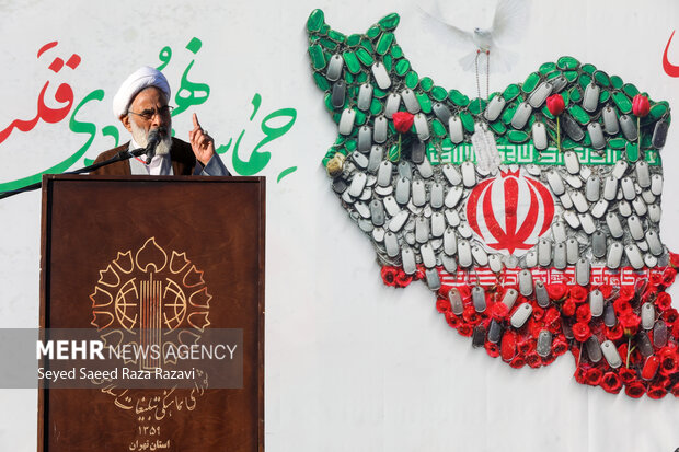 تجدید میثاق با آرمانهای انقلاب؛ پیام روشن ملت در برابر فتنه و تحریف تجدید میثاق با آرمانهای انقلاب؛ پیام روشن ملت در برابر فتنه و تحریف