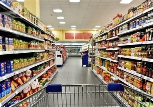 تصمیم سران سه قوه برای افزایش تخصیص ارز کالاهای اساسی