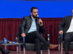 تقابل با رگولاتور فقط هزینه تولید می‌کند/ صرافی‌های رمزارز نیازمند چارچوب پایدار هستند/ مجوزدهی به صرافی‌های بومی از خروج ارز جلوگیری می‌کند/ تصمیمات یک شبه بانک مرکزی ریسک فعالیت را بالا می‌برد