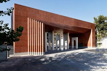 تماس با خانواده‌ها و ارسال پیامک برای دانشجویان دانشگاه شریف/ شریفی زارچی واکنش نشان داد