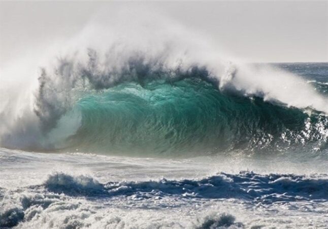 تمدید محدودیت تردد دریایی در بنادر کیش، چارک و آفتاب در پی هشدار هواشناسی