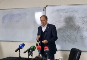 توجیهات پای تخته وزیر جهادکشاورزی درباره افزایش قیمت کالاهای اساسی