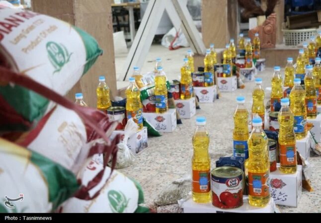 توزیع 800 بسته معیشتی شب یلدا میان خانواده زندانیان کرمان