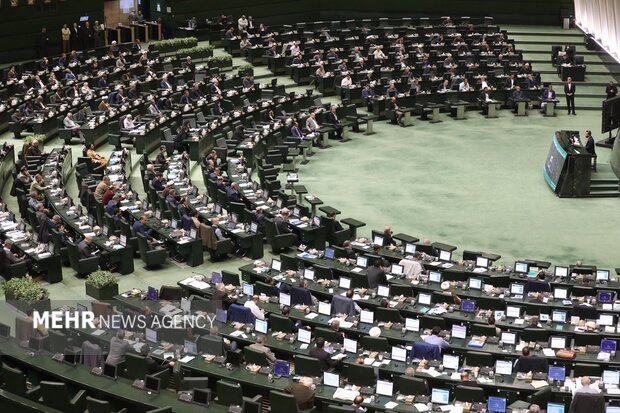 جلسه امروز مجلس در ۳ شیفت برگزار می‌شود