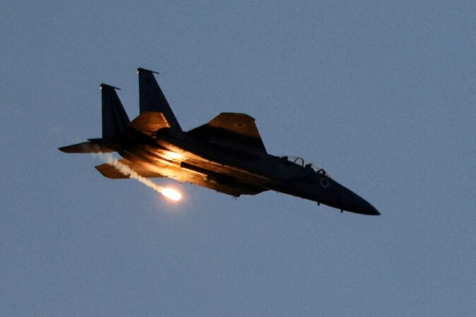 جنگنده‌های نیروی هوایی ارتش آماده‌باش شدند