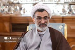 خسروپناه: مدعی هستیم که چرا غرب نهاد خانواده را متلاشی می‌کند