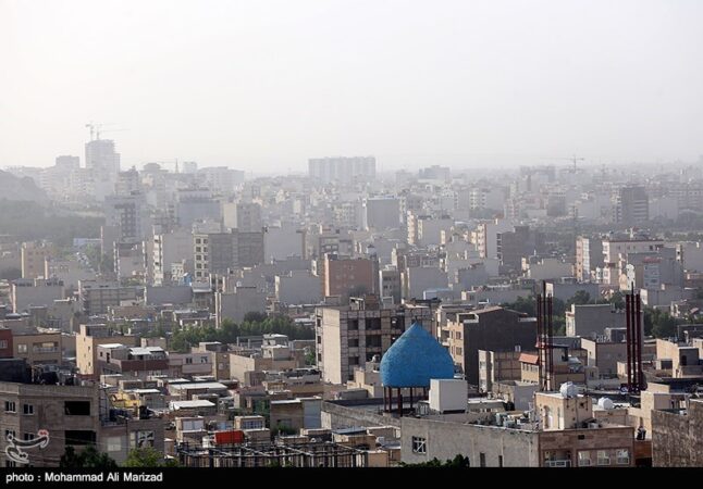 دستگاه‌ها در مقابله با آلودگی هوا در قم کم‌کاری می‌کنند