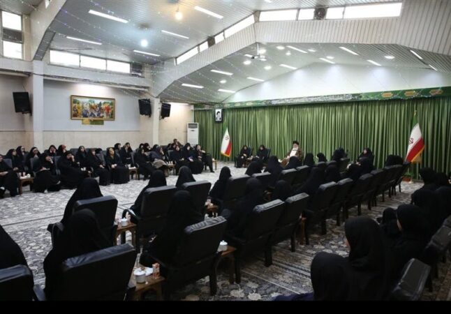 روایت آیت‌الله علم‌الهدی از جایگاه شیشه‌ای بانوان در استادیوم آزادی و ورزشگاه ثامن که ساخته نشد