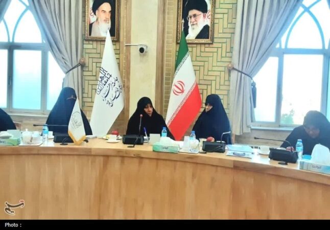 زن مسلمان ایرانی «معلم ثانی» برای زنان جهان است