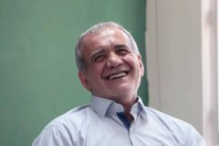 شعرخوانی متفاوت برای پزشکیان در نشست فعالان و فرهیختگان خراسان جنوبی