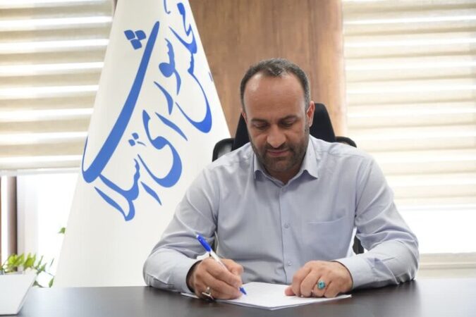 شیرین‌زاد: کابینه ضعیف است؛ وزرای ناکارآمد استیضاح شوند