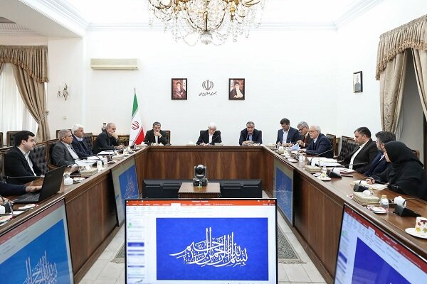 عارف: طرح ۲۰ هزار مگاوات نیروگاه‌های اتمی یک ضرورت انکارناپذیر است