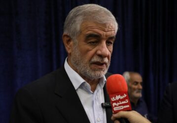 معادن استان باید به مردم یزد واگذار شود