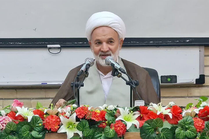 نماینده قم در مجلس:
                عوارض آزادراه تهران–قم پشتوانه تکمیل آزادراه شهید سلیمانی شد