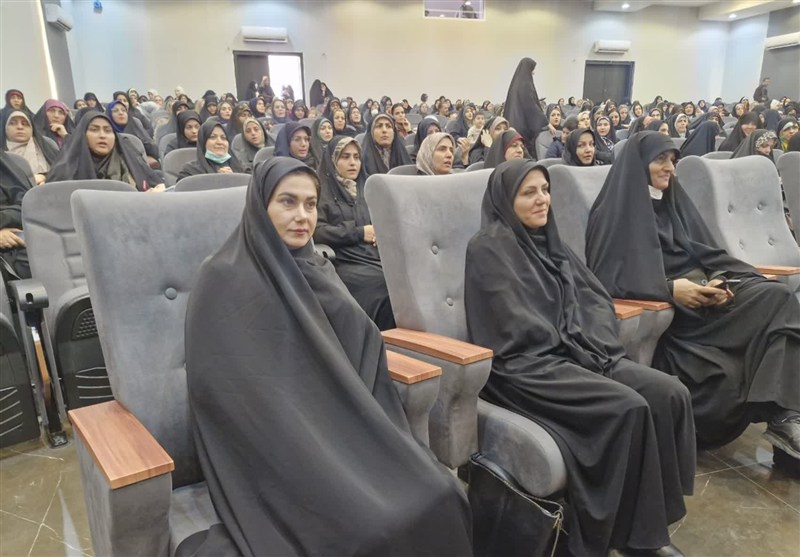 همایش بانوی آب و آئینه در اسلامشهر میزبان مادران پرتلاش دهه شصتی شد اخبار اسلامشهر , سیاستهای تشویقی برای فرزندآوری , قانون حمایت از خانواده و جوانی جمعیت , جوانی جمعیت , معاونت امور زنان و خانواده ,