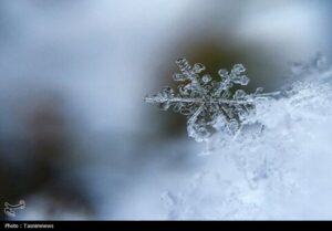 ورود سامانه بارشی به همدان/برف، مه و کولاک در راه است