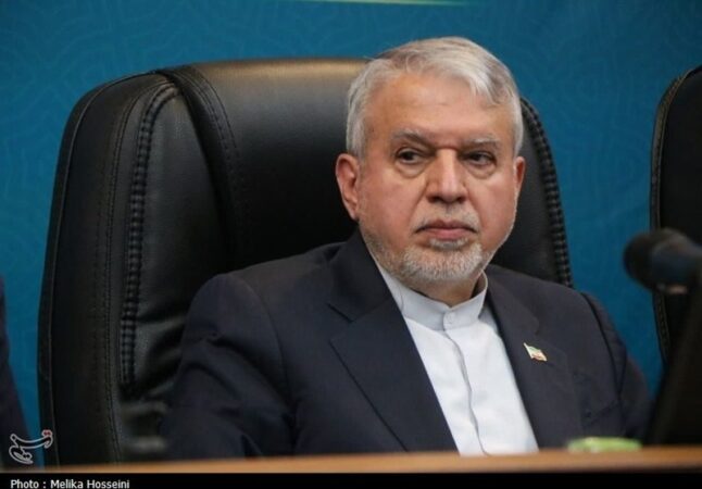 وزیر میراث فرهنگی: افزایش 11 درصدی جذب گردشگر/با 10 وزیر گردشگری تفاهم نامه امضا کردیم