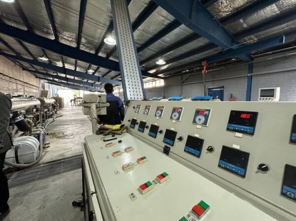 پروانه بهره‌برداری از ۱۴۳ واحد صنعتی در قم صادر شد