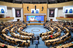 پزشکیان: دشمن بداند نمی‌تواند یک ملت مصمم را تسلیم خواسته‌های خود کند