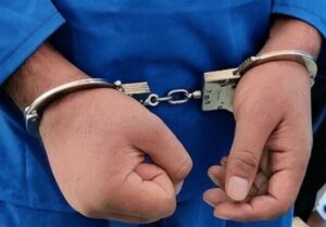 پلمب سوپرمارکت فروش مواد مخدر و دستگیری 24 مجرم در آبادان