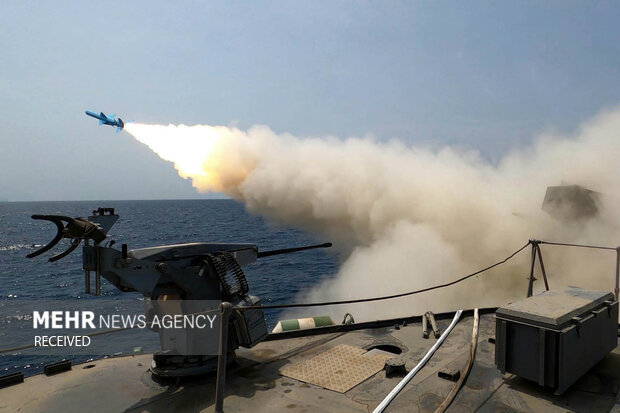 پیام قاطع رزمایش اقتدار نیروی دریایی سپاه از «نواب» تا موشک‌های دوربرد