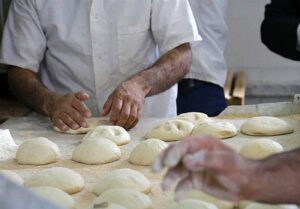 کم‌فروشی نانوایی‌های سنندج/نان کوچک، تخلف بزرگ