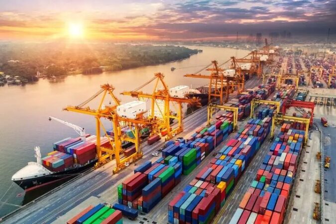 اتاق بازرگانی فارس خواستار قرار گرفتن این استان در فهرست مجاز واردات کالاهای اساسی شد