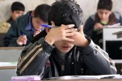 افت تحصیلی دانش‌آموزان؛ معلولِ آموزش مجازی یا تعطیلی‌های مکرر؟/ یک کارشناس: دانش‌آموزان انگیزه‌ ادامه تحصیل ندارند/ روش‌های تدریس فرسوده و سنتی