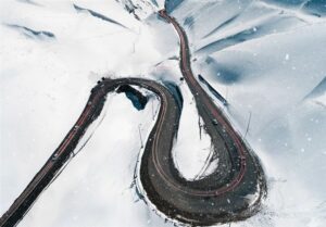 بارش برف و باران در جاده‌های ۸ استان| ترافیک سنگین در کندوان